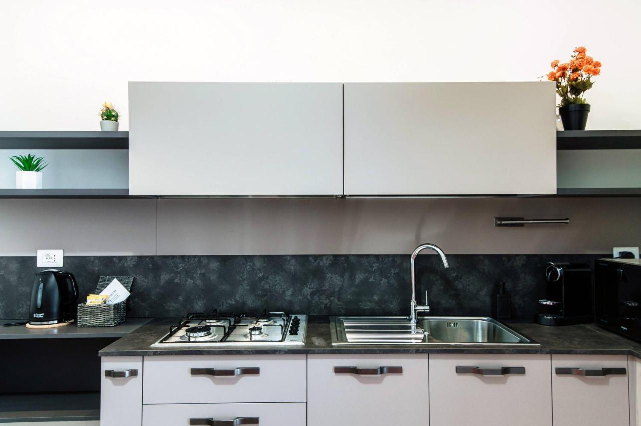 Lianora Apartment By Quokka 360 - Comfortable And Modern Flat In The Centre Of Como Exterior photo